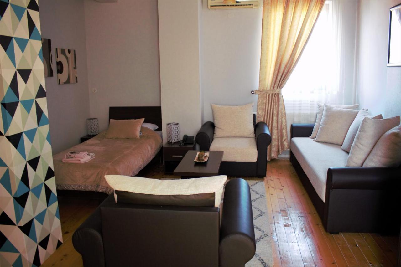 Garni Hotel City Krusevac Ngoại thất bức ảnh