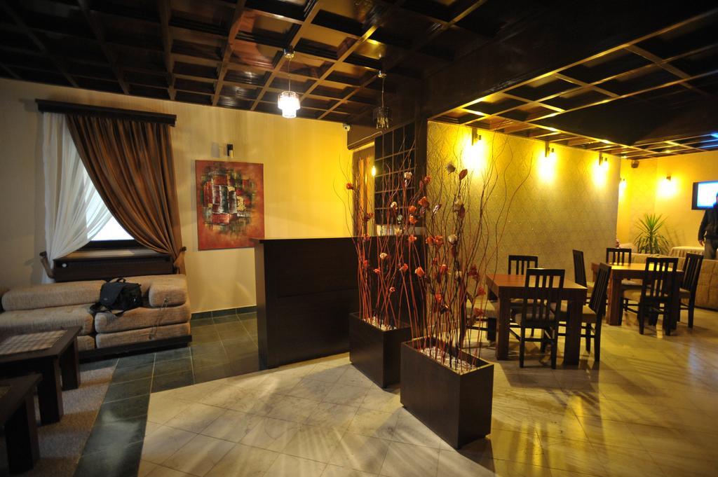 Garni Hotel City Krusevac Ngoại thất bức ảnh