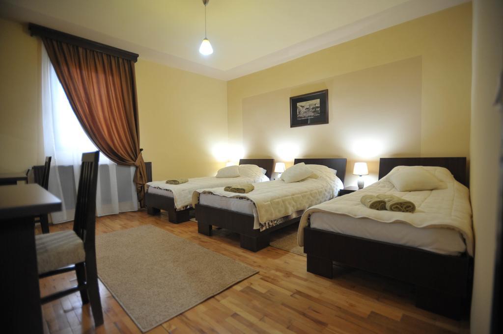 Garni Hotel City Krusevac Phòng bức ảnh
